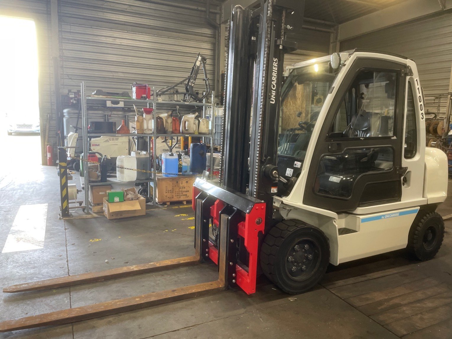 Chariot élévateur frontal Atlet DX32D