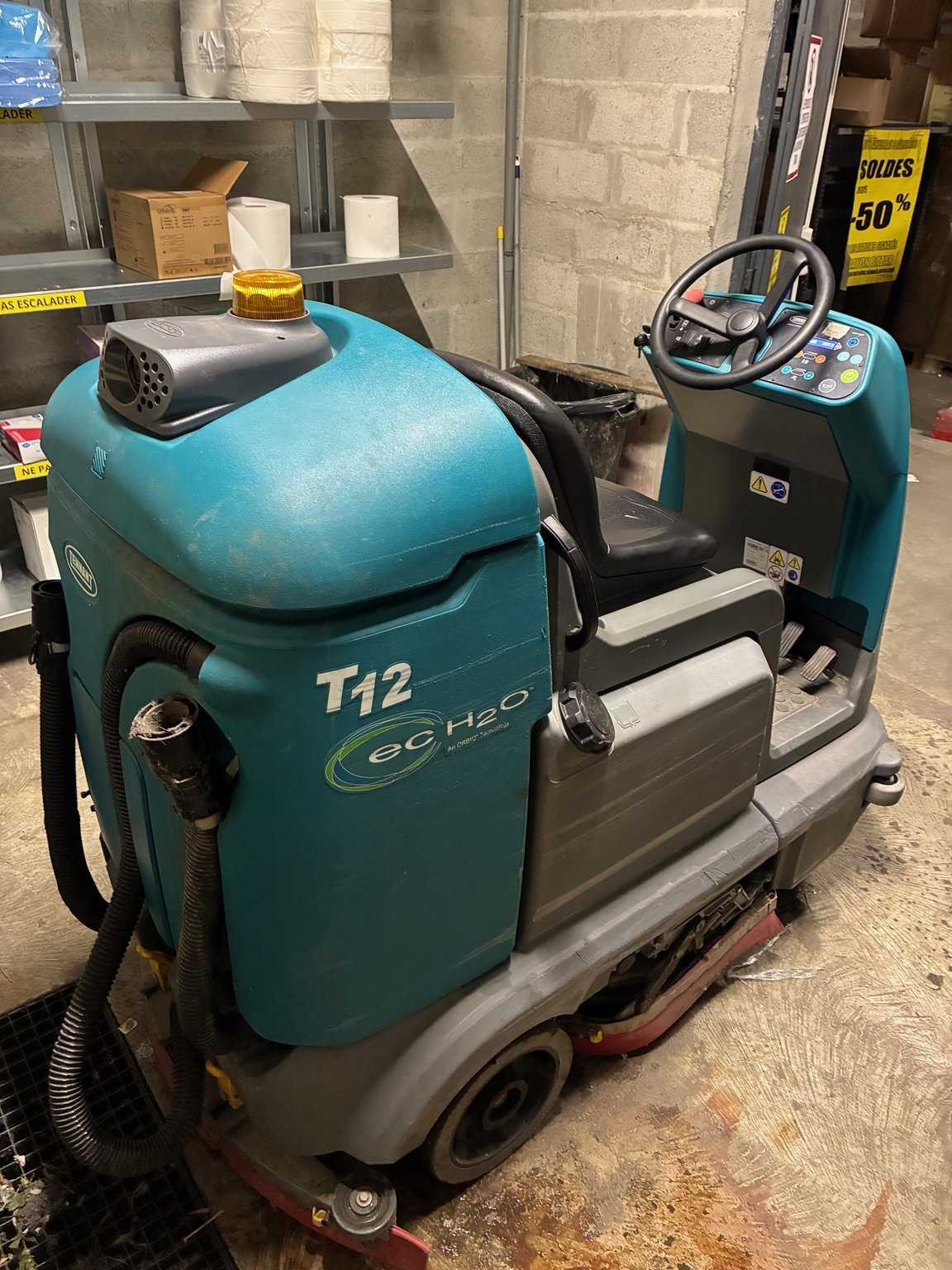 Autolaveuse Tennant T12
