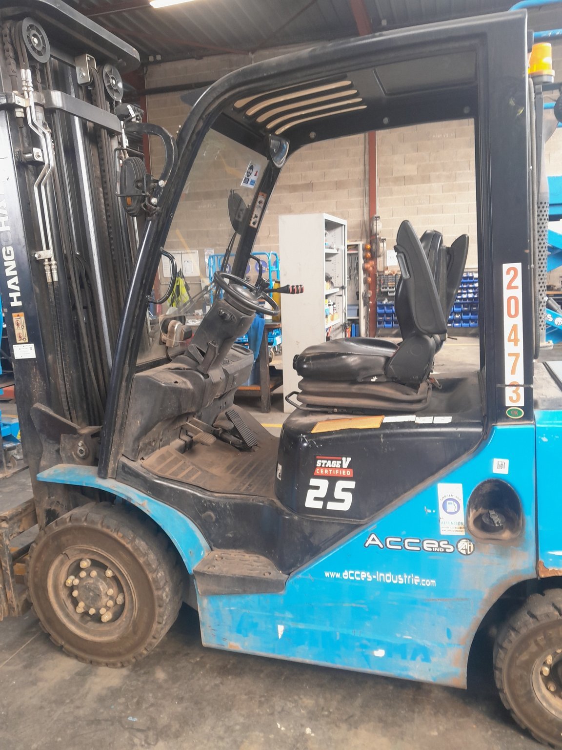 Chariot élévateur frontal Hangcha XF25D