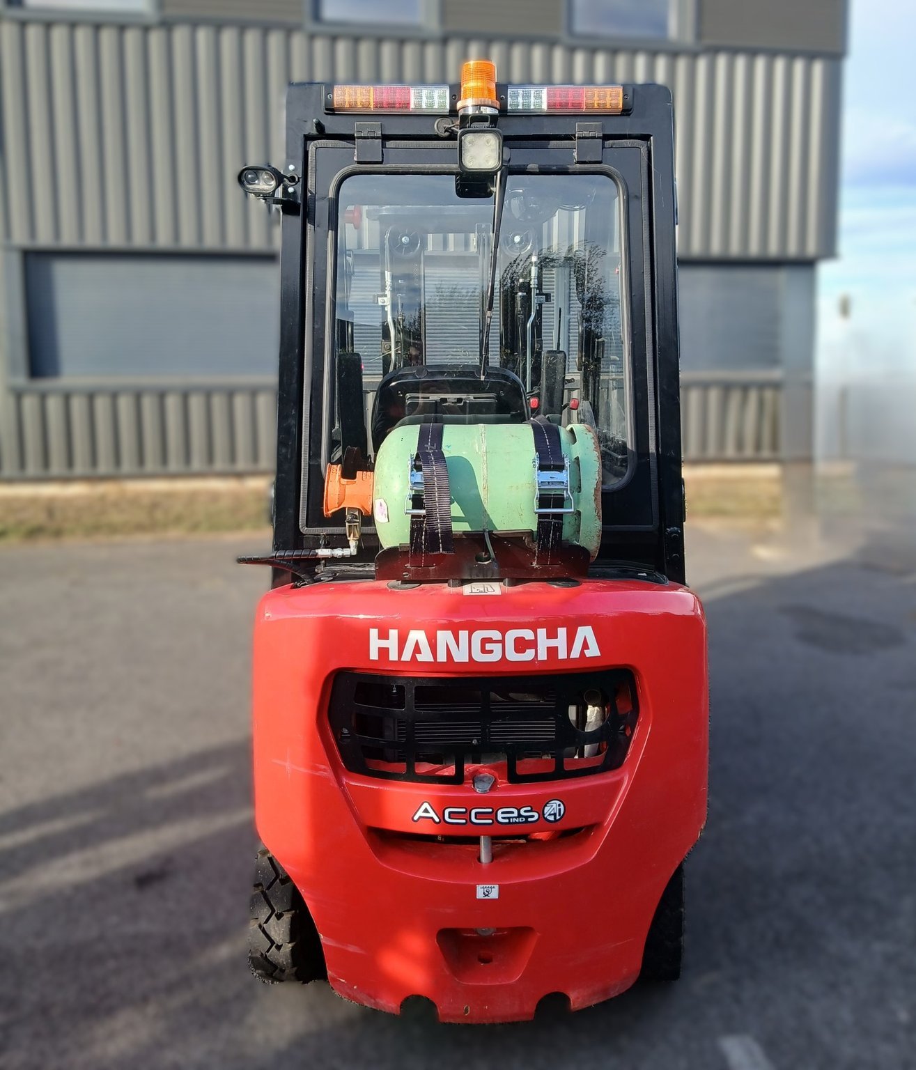 Chariot élévateur frontal - XF18G