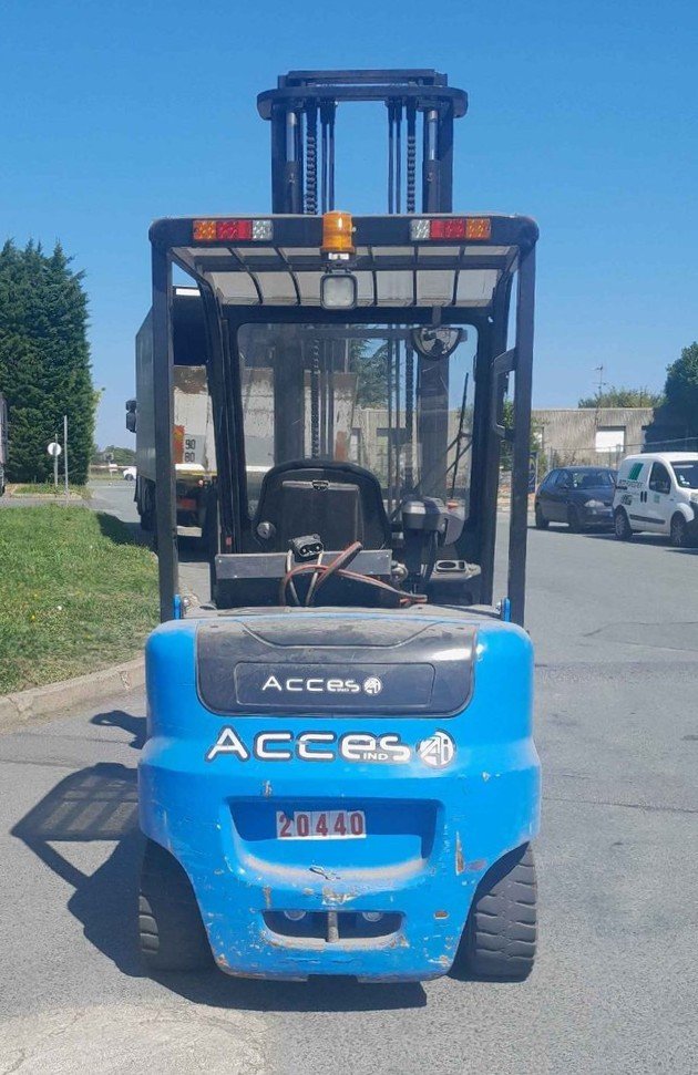Chariot élévateur frontal - A4W35