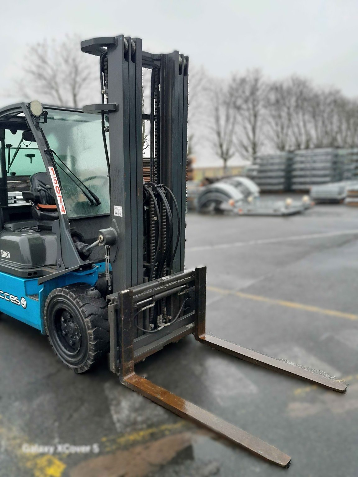 Chariot élévateur frontal UniCarriers DX30D