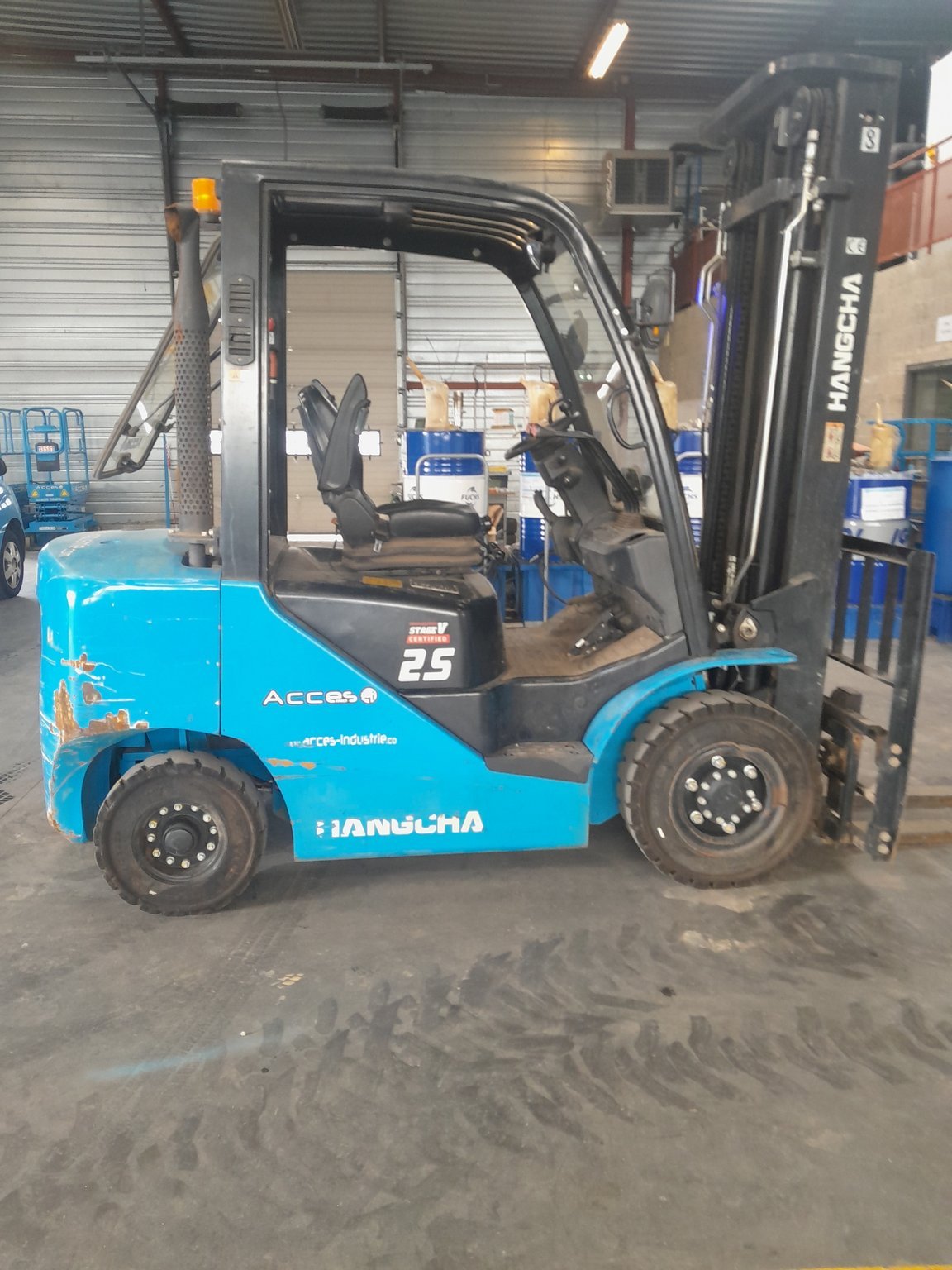 Chariot élévateur frontal - XF25D