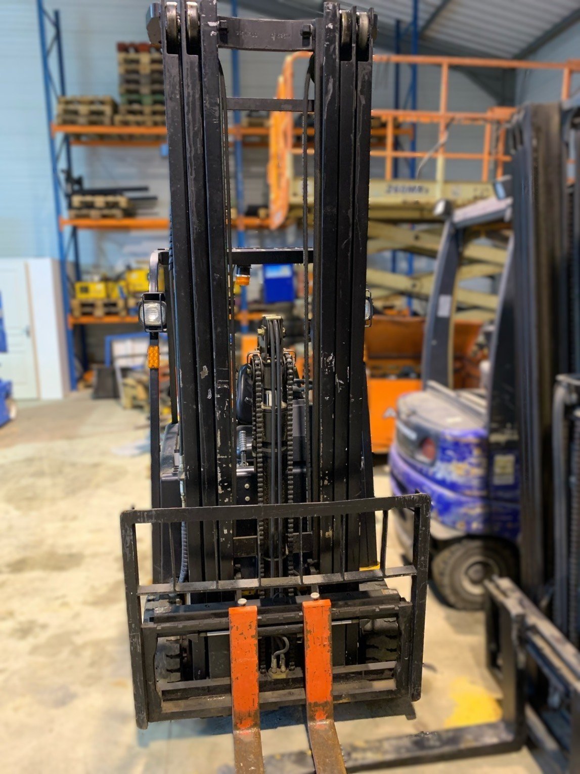 Chariot élévateur frontal Hangcha J3W18