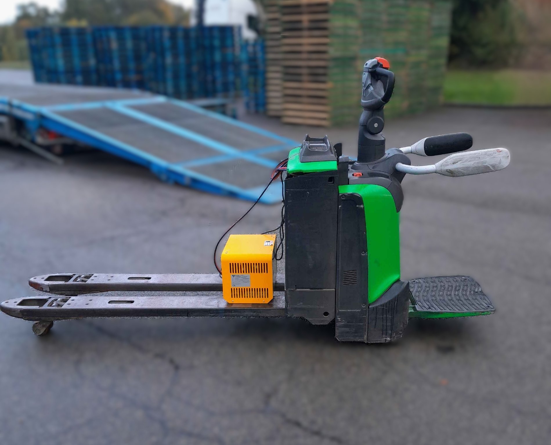 Transpalette électrique CESAB P320