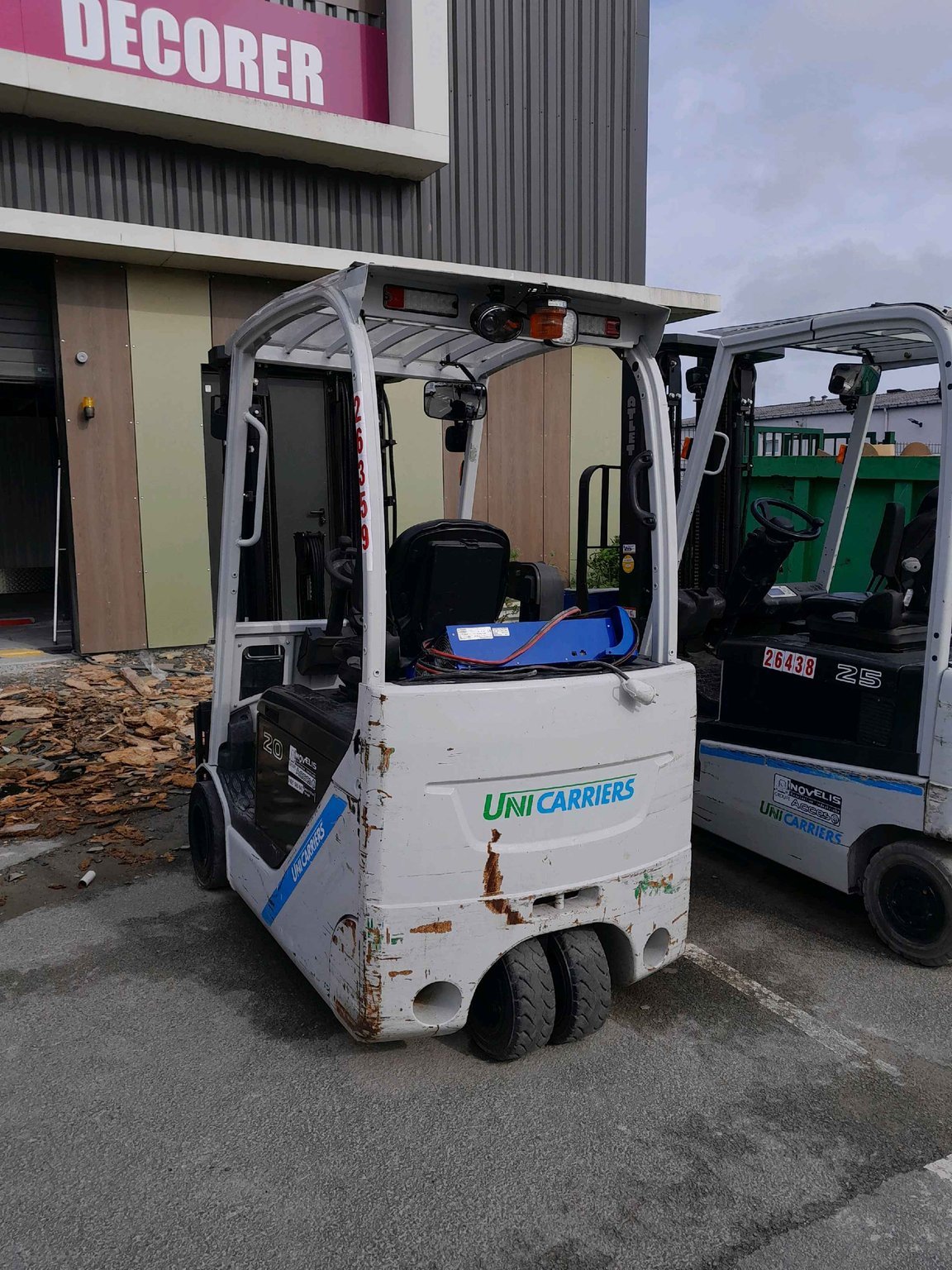 Chariot élévateur frontal UniCarriers TX3-20L