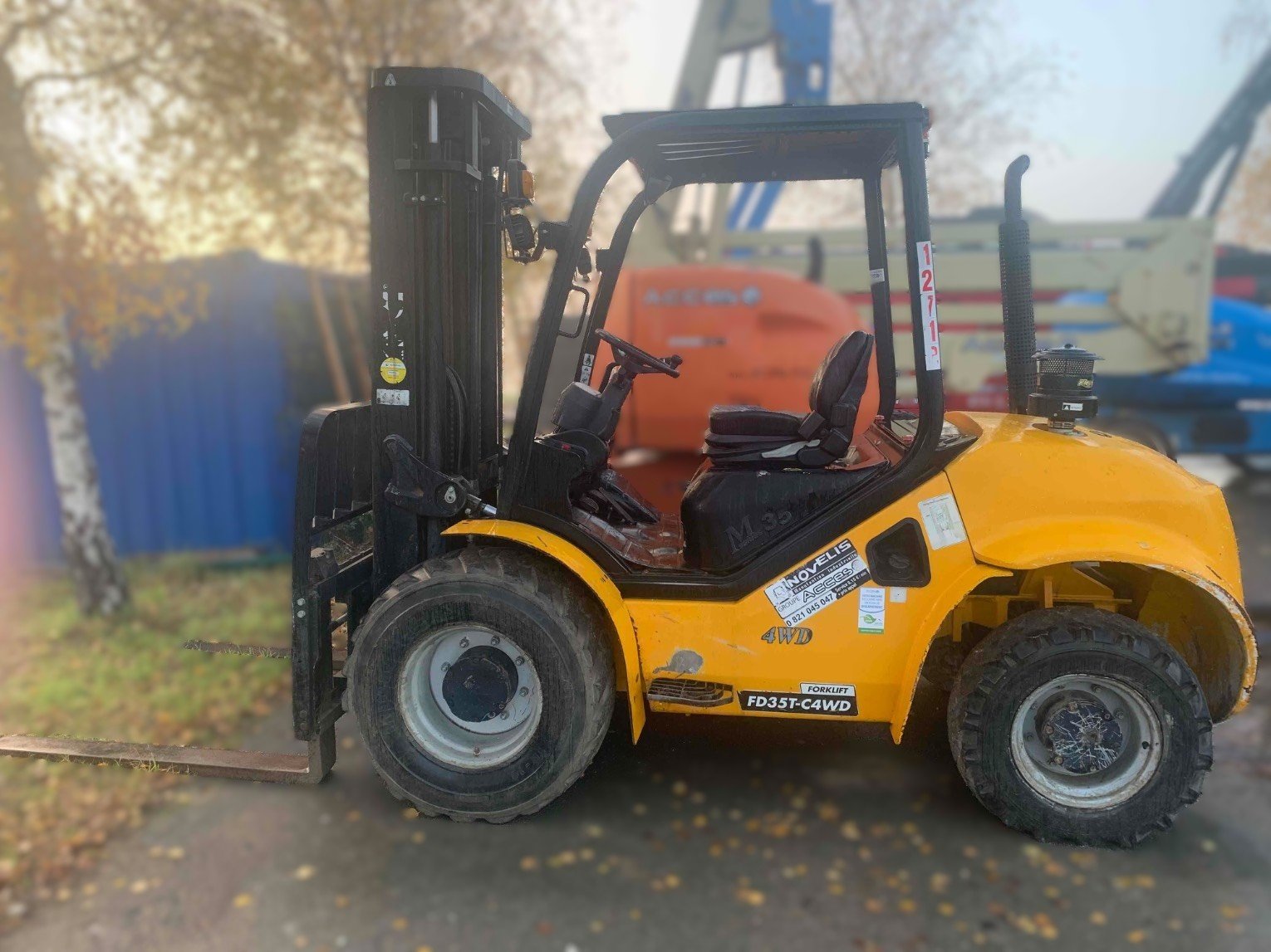 Chariot élévateur tout terrain KPC FD35T-C4WD