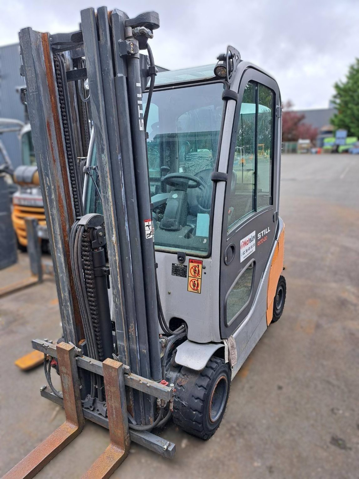 Chariot élévateur frontal STILL RX70-20T