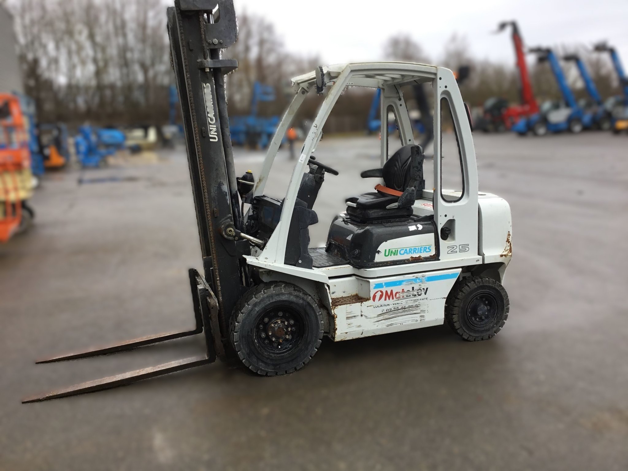 Chariot élévateur frontal Nissan Y1D2A25Q