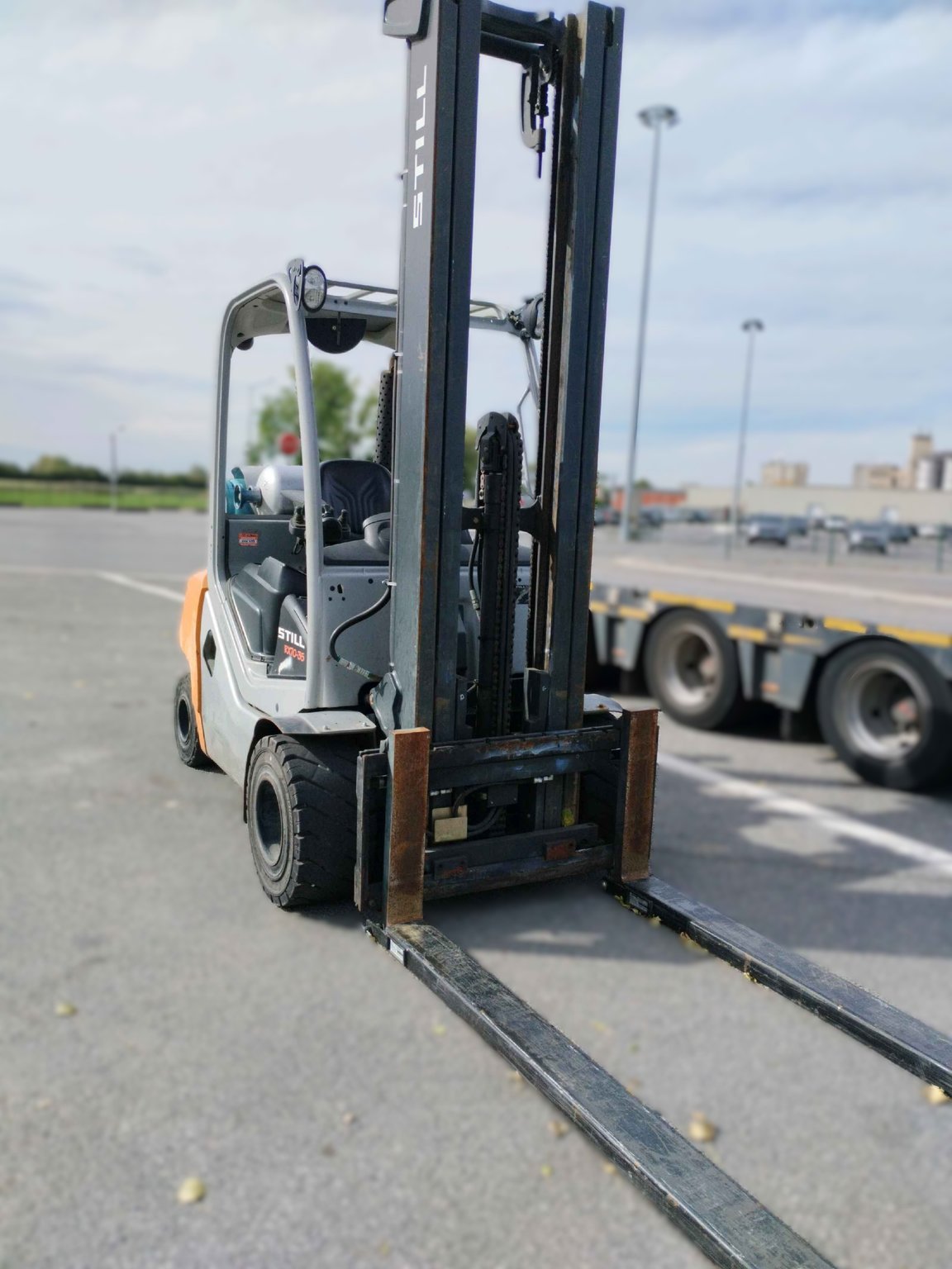 Chariot élévateur frontal STILL RX70-35T