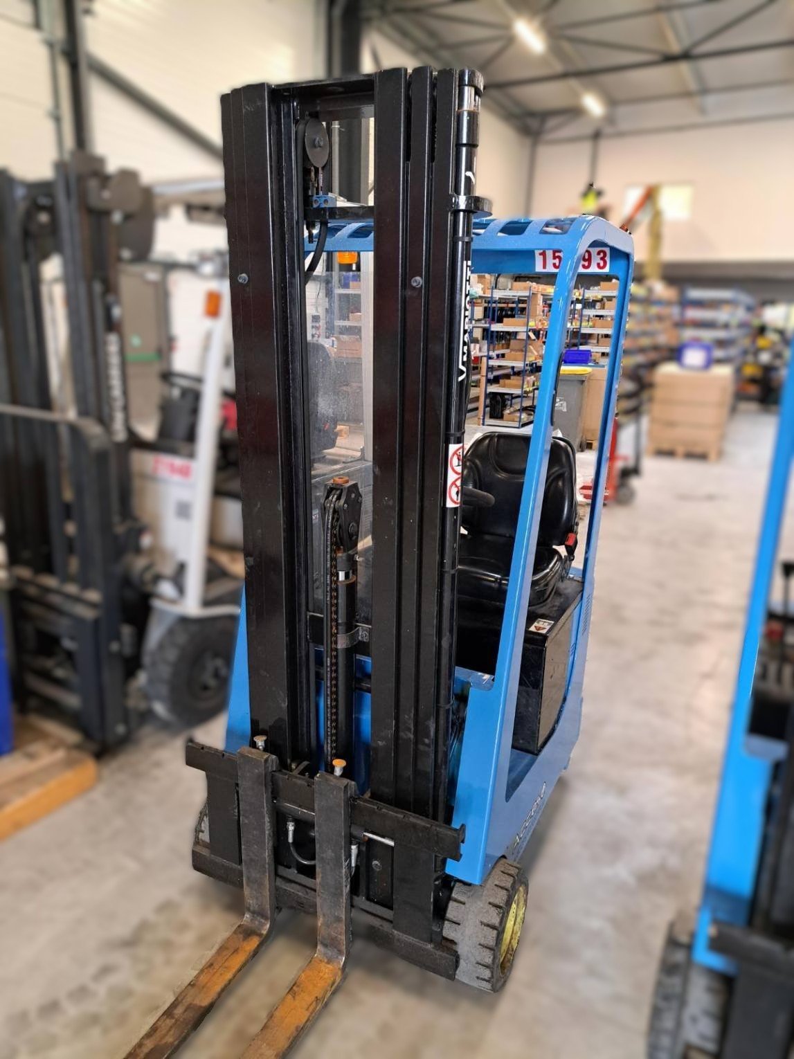 Chariot élévateur frontal - ME 10 C