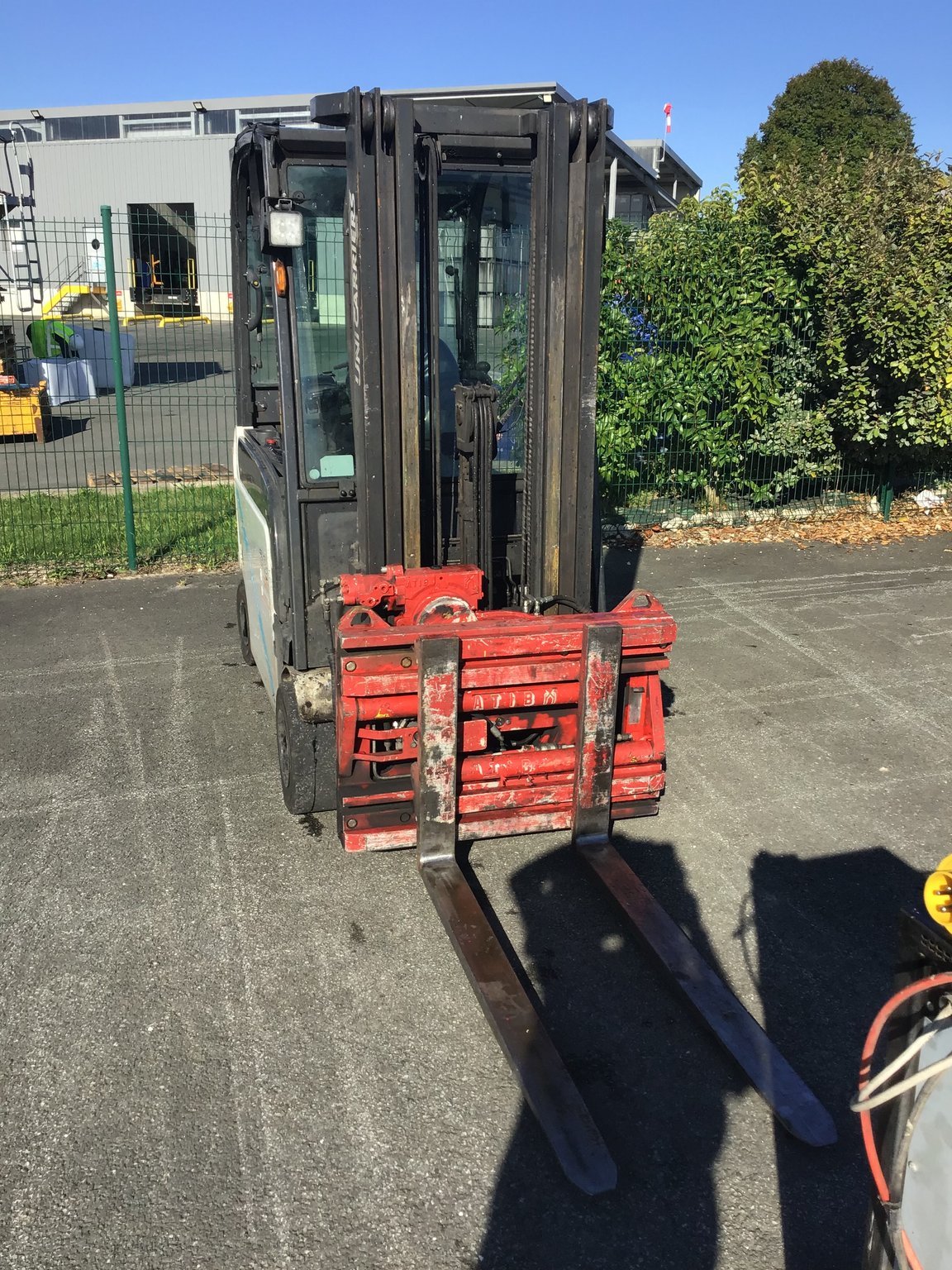 Chariot élévateur frontal UniCarriers TX4-20L
