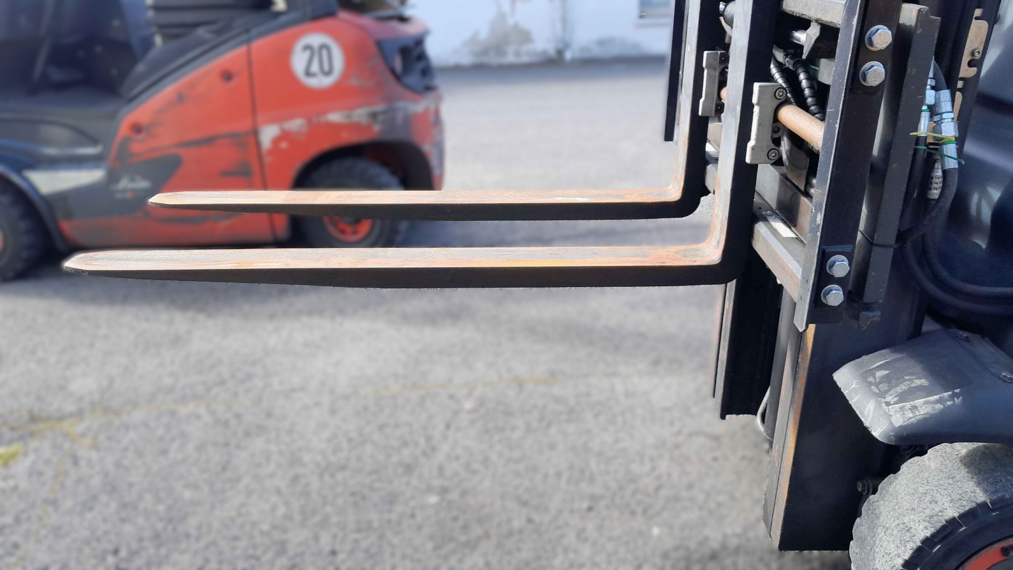 Chariot élévateur frontal Fenwick Linde D16T