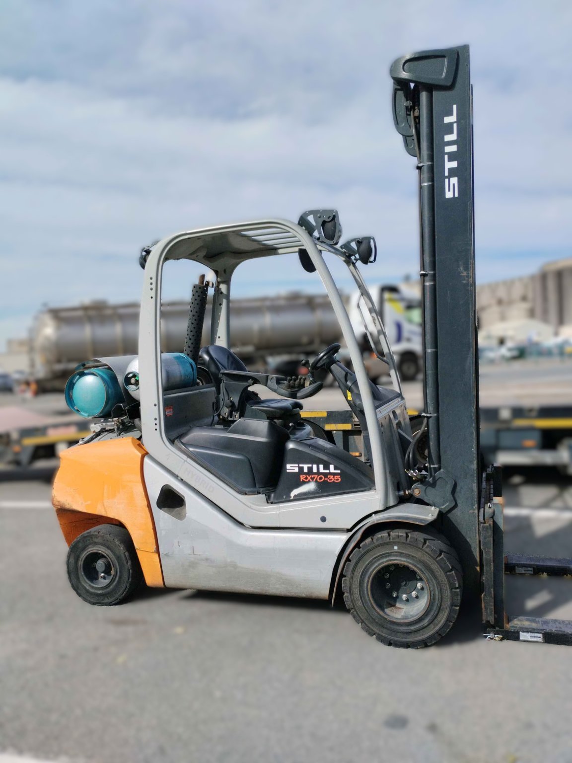 Chariot élévateur frontal STILL RX70-35T
