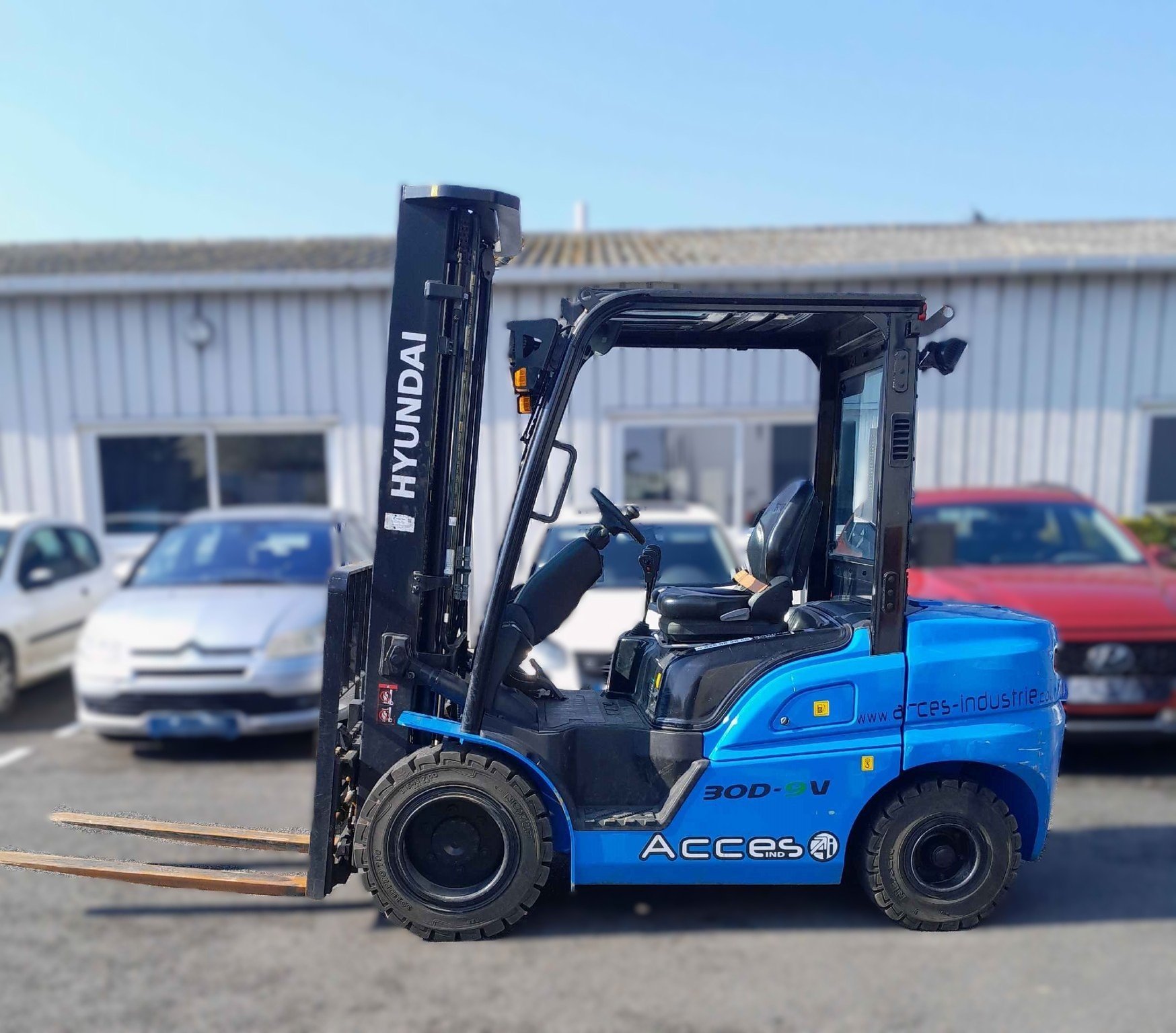 Chariot élévateur frontal Hyundai 30D-9V