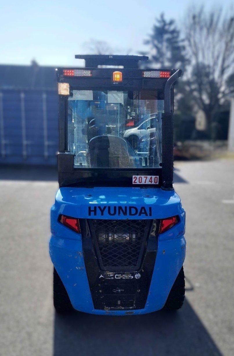 Chariot élévateur frontal Hyundai 30D-9V