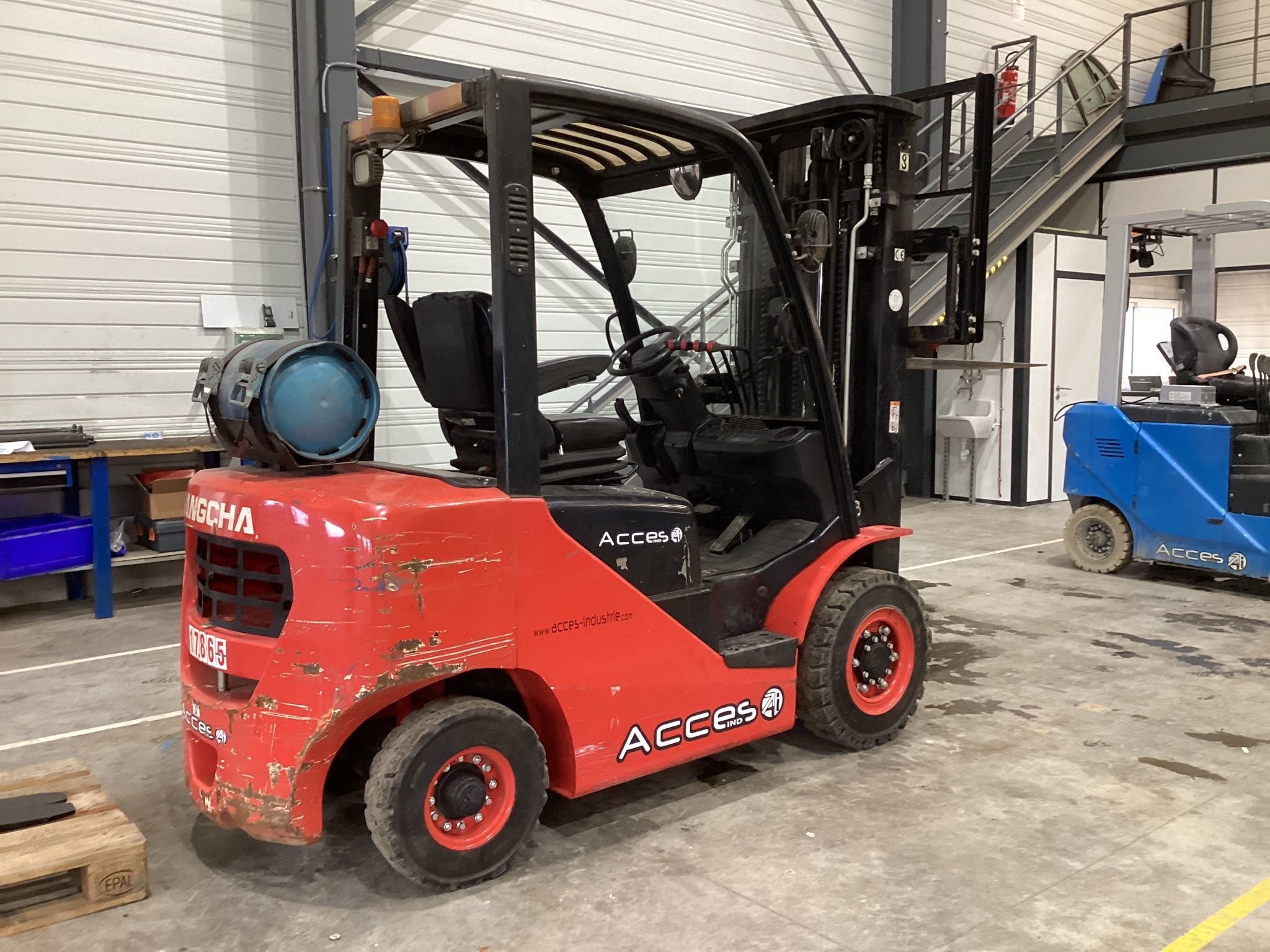 Chariot élévateur frontal - XF25G