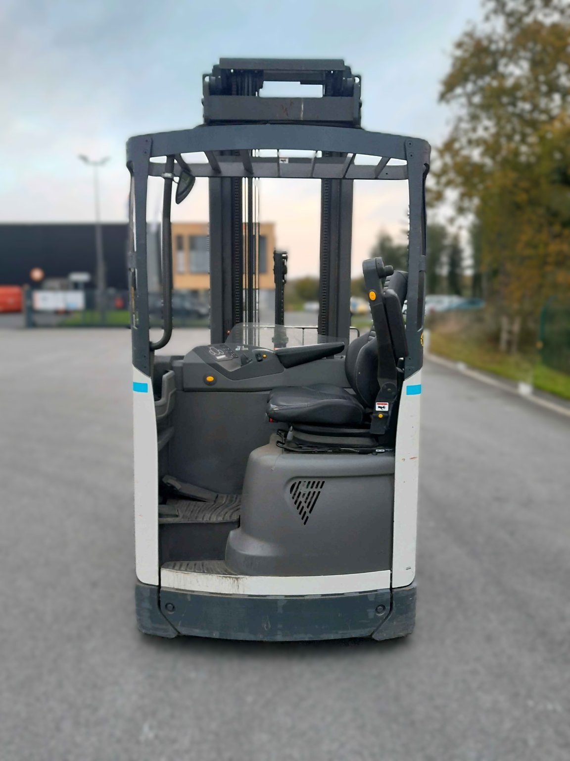 Chariot à mât rétractable - UMS200