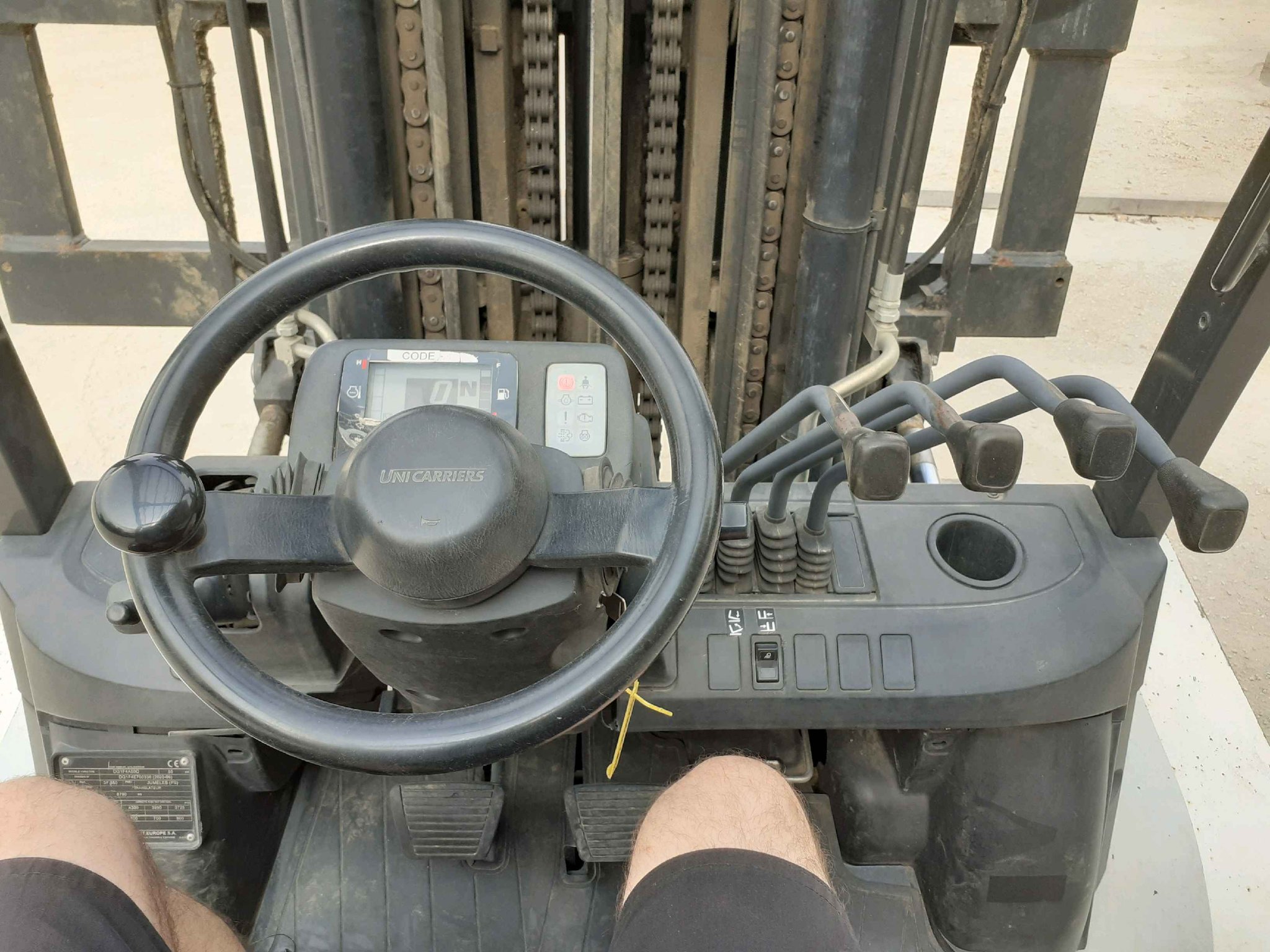 Chariot élévateur frontal UniCarriers GX50D