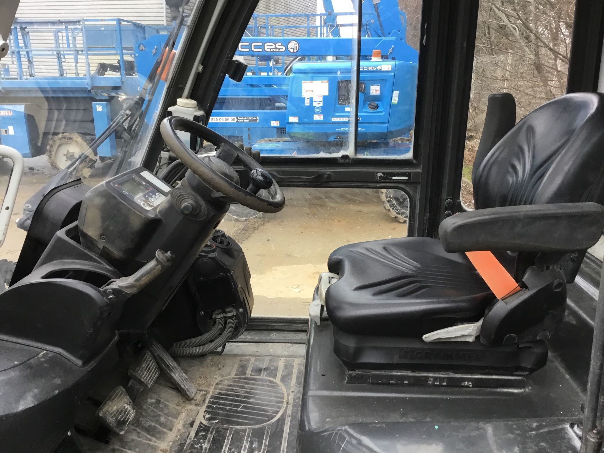 Chariot élévateur frontal UniCarriers GX45D