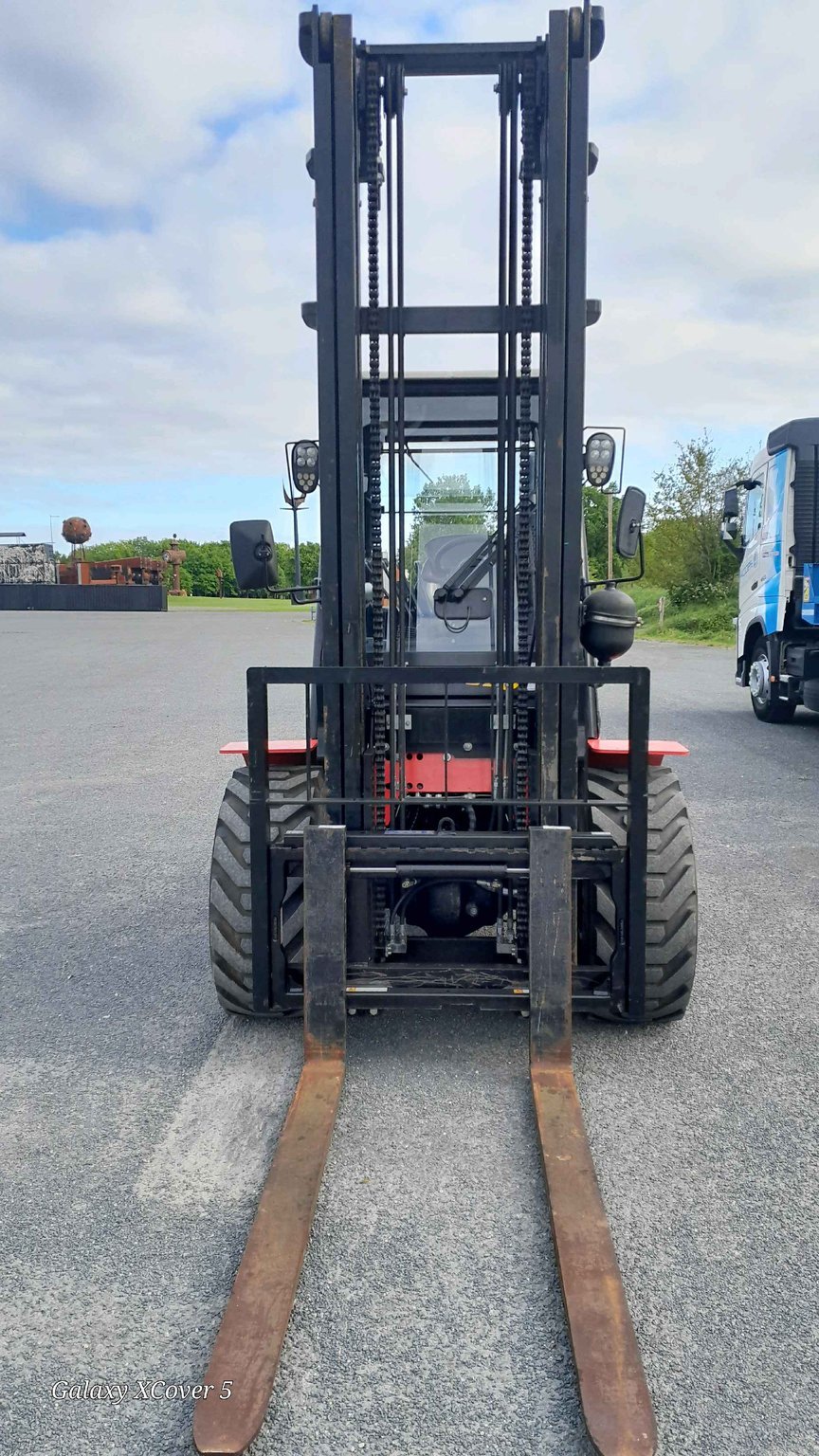 Chariot élévateur tout terrain Hangcha TT35