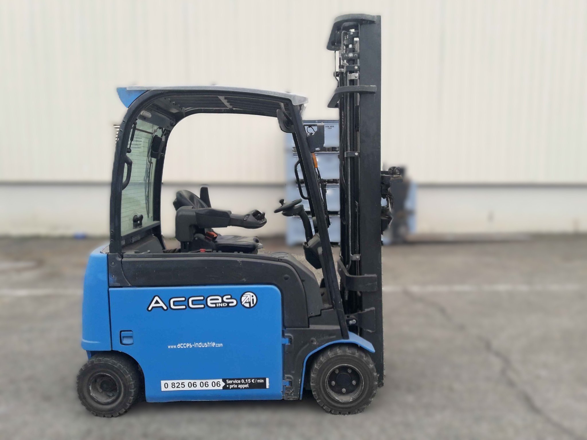 Chariot élévateur frontal UniCarriers JAG2N1L20Q