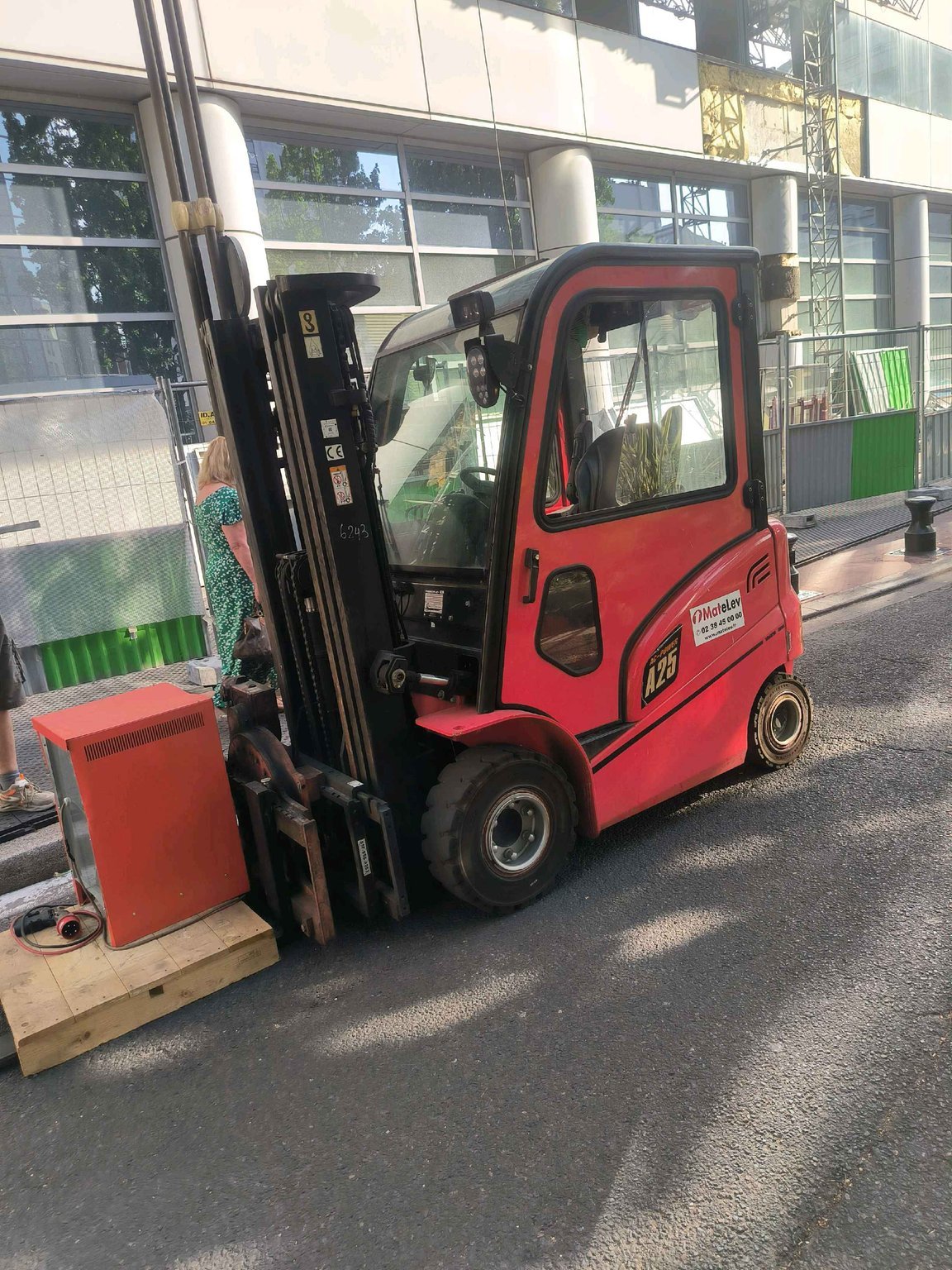 Chariot élévateur frontal Hangcha A4W25