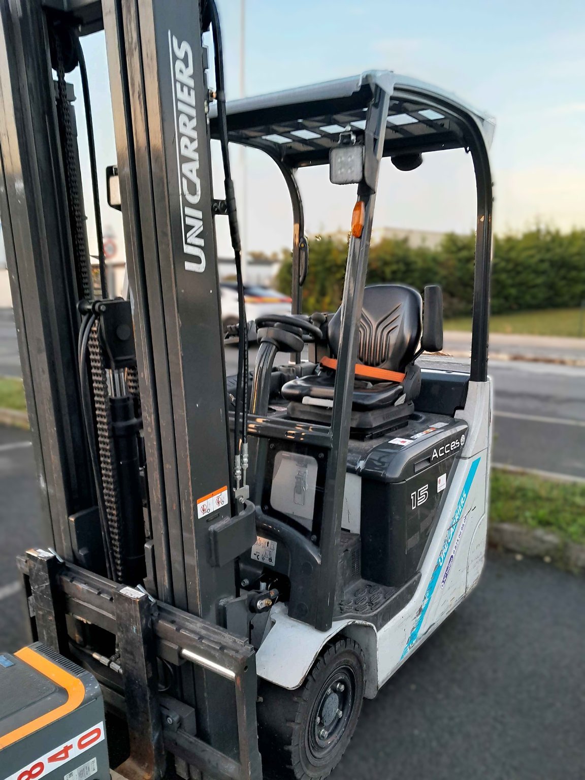Chariot élévateur frontal UniCarriers AS2N1L15Q