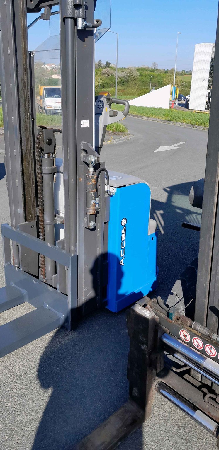 Gerbeur UniCarriers PSH160