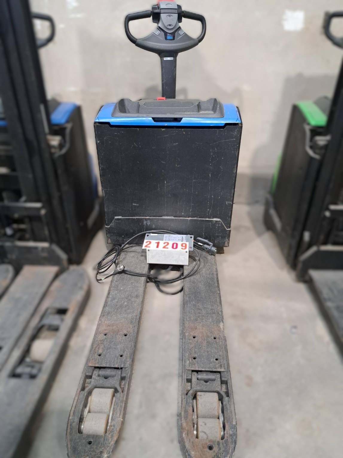 Transpalette électrique CESAB P218