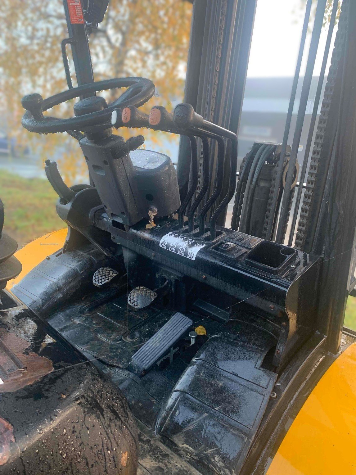 Chariot élévateur tout terrain KPC FD35T-C4WD