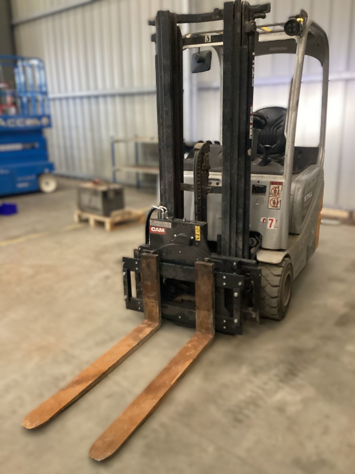 Chariot élévateur frontal Still Saxby RX20-18