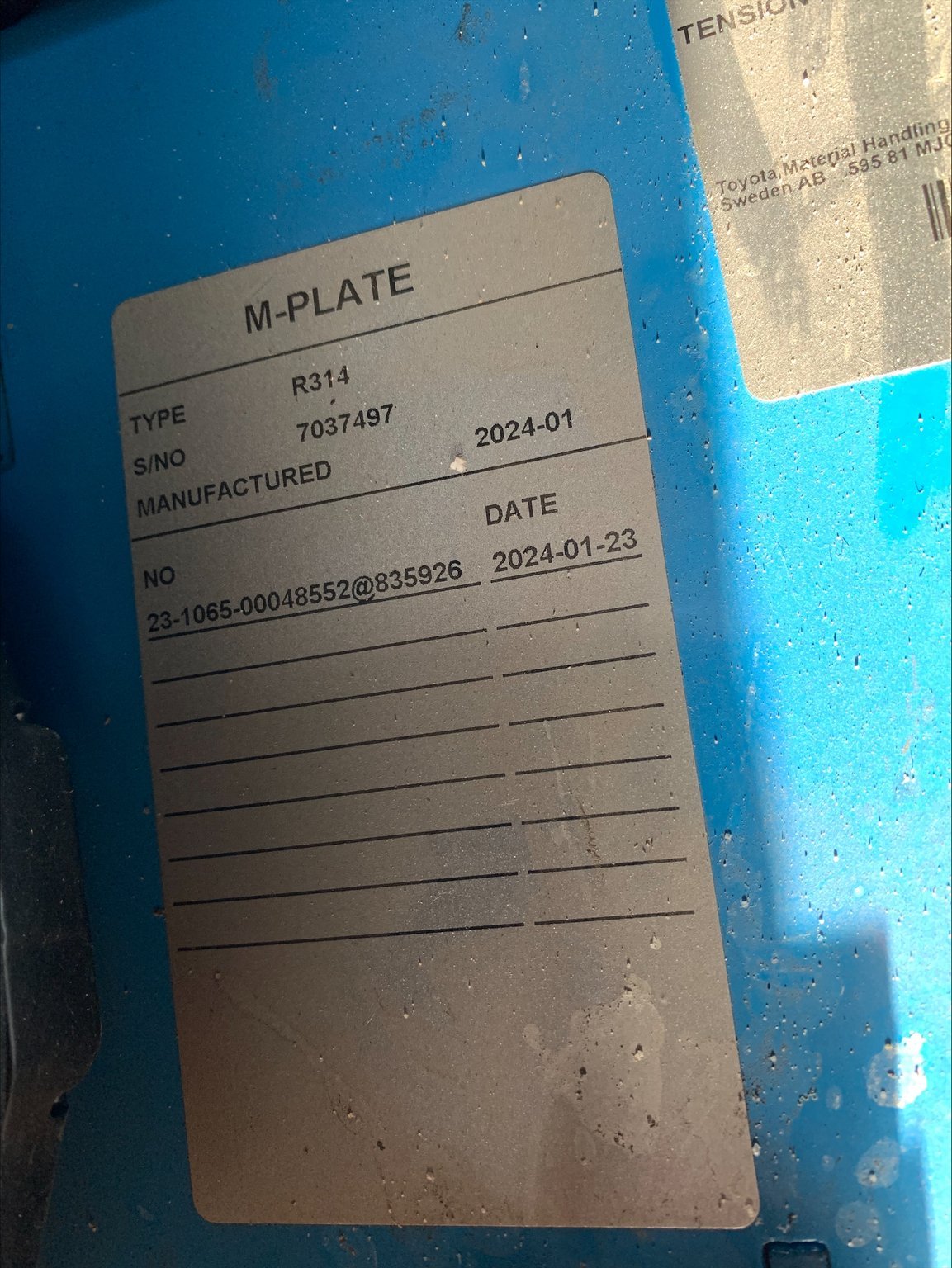 Chariot à mât rétractable CESAB R314