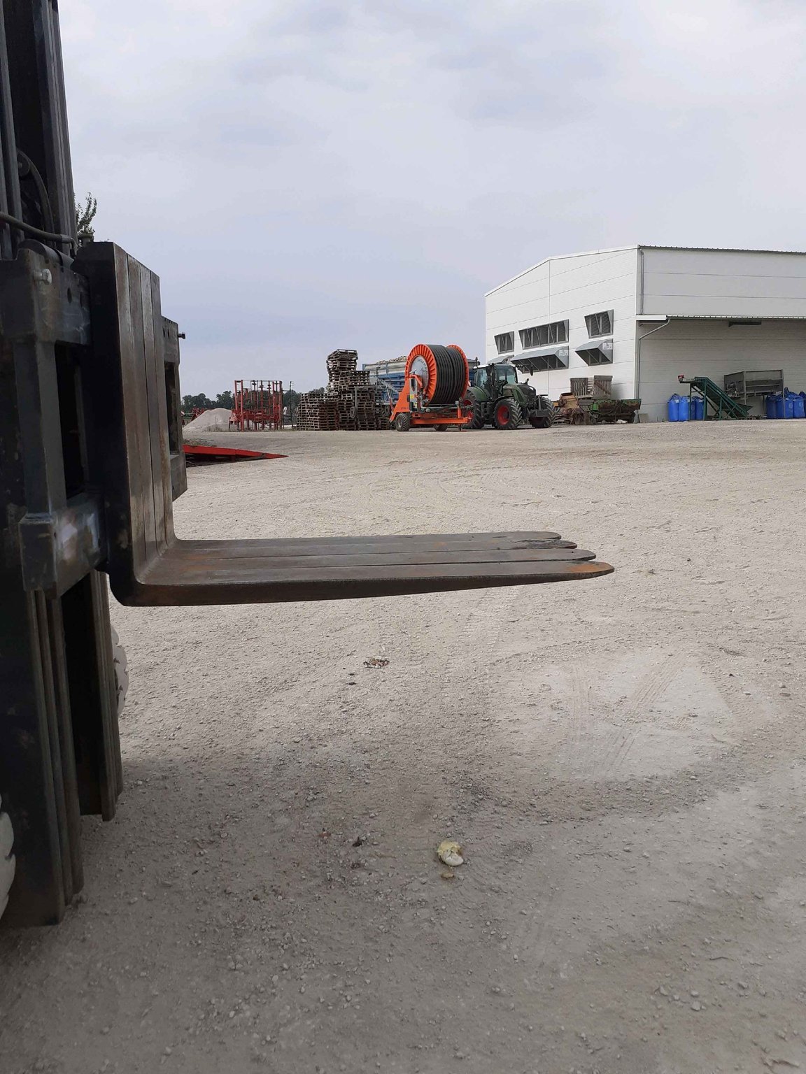 Chariot élévateur frontal UniCarriers GX50D