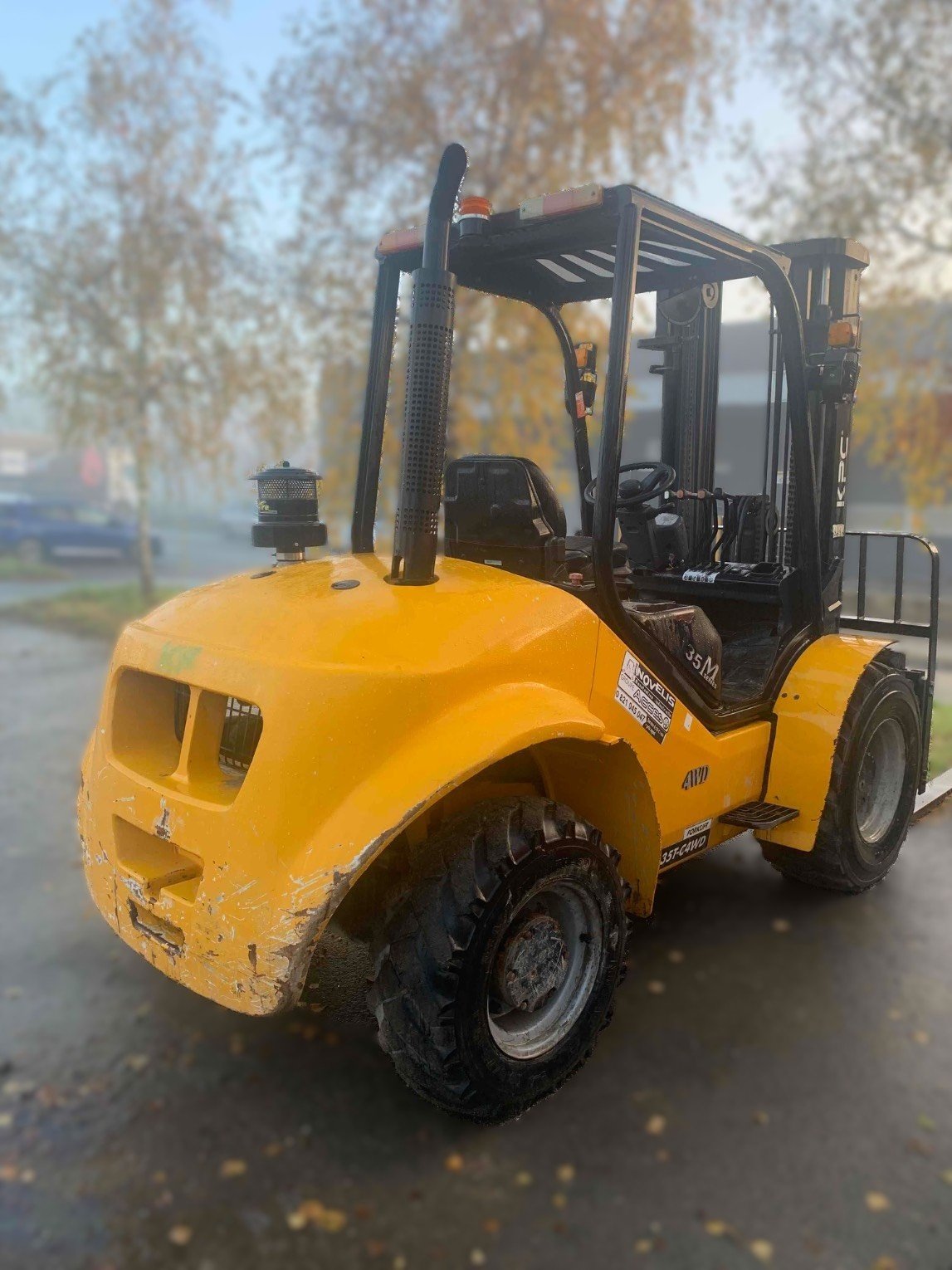 Chariot élévateur tout terrain - FD35T-C4WD