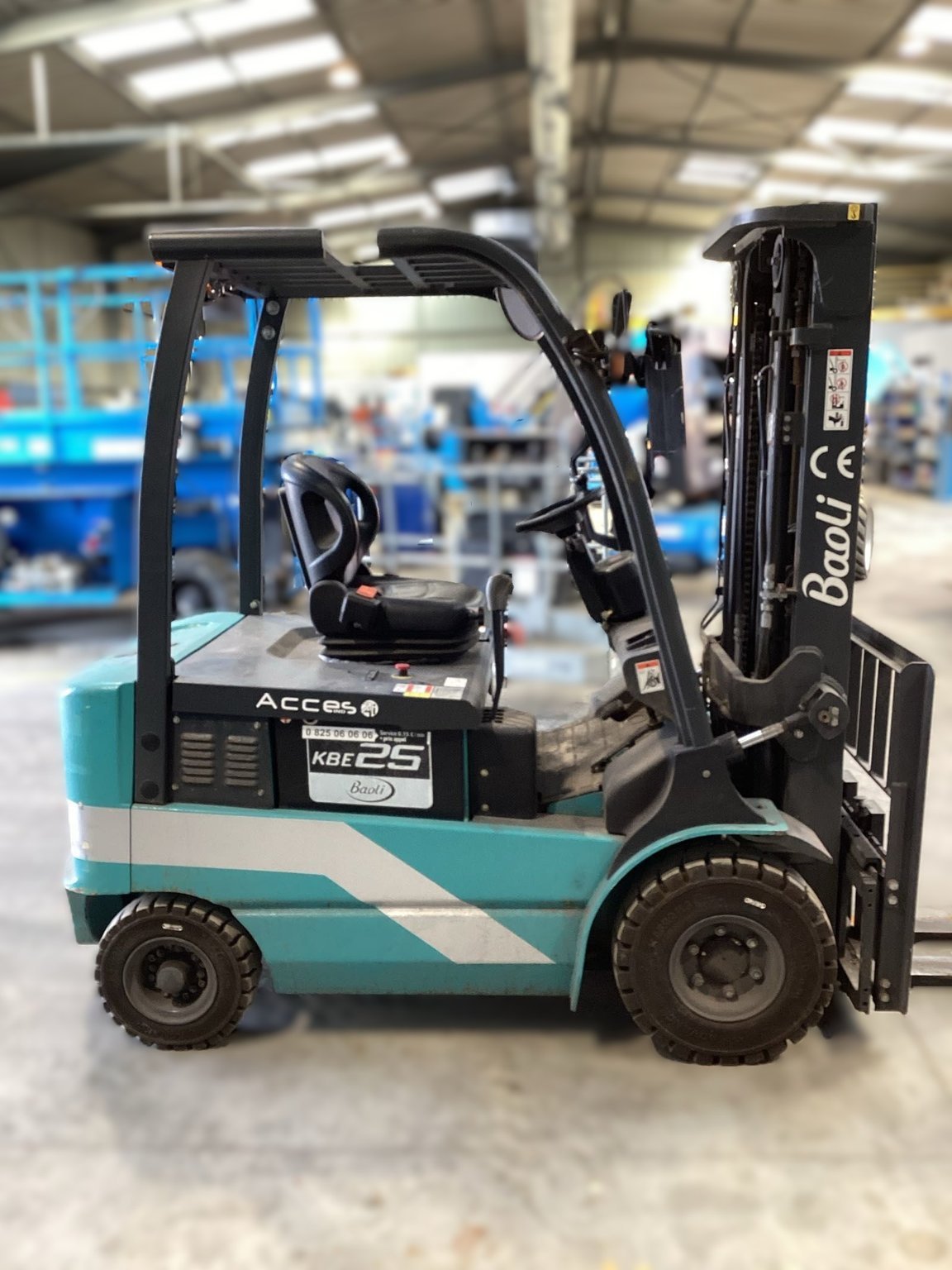Chariot élévateur frontal Baoli KBE25