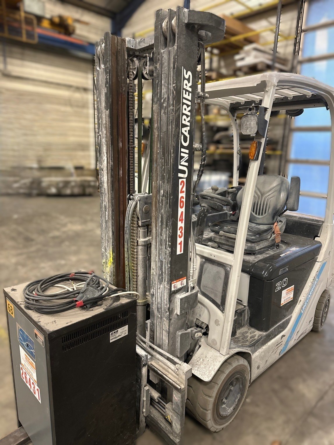 Chariot élévateur frontal UniCarriers TX4-20L