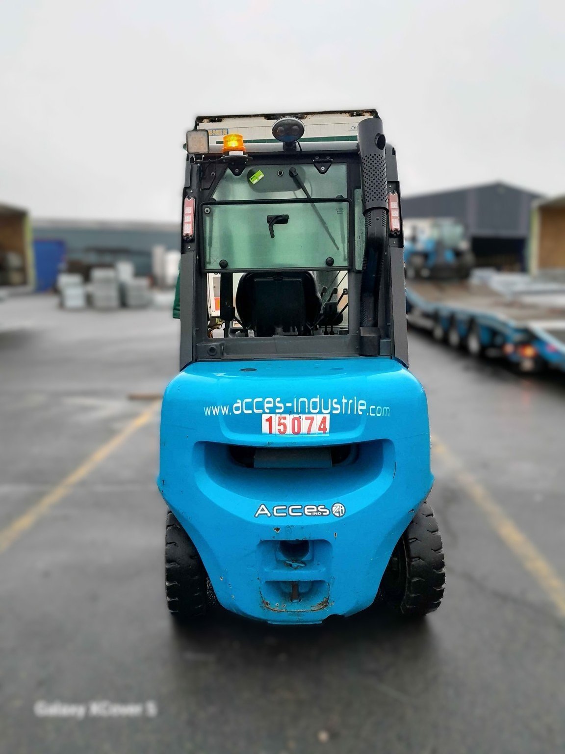 Chariot élévateur frontal UniCarriers DX30D
