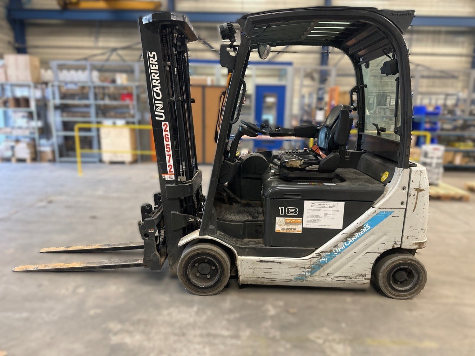 Chariot élévateur frontal UniCarriers TX4-18L