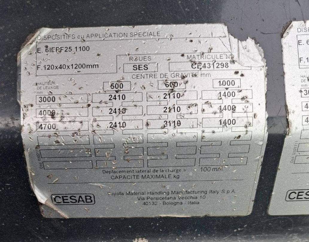 Chariot élévateur frontal CESAB B625II