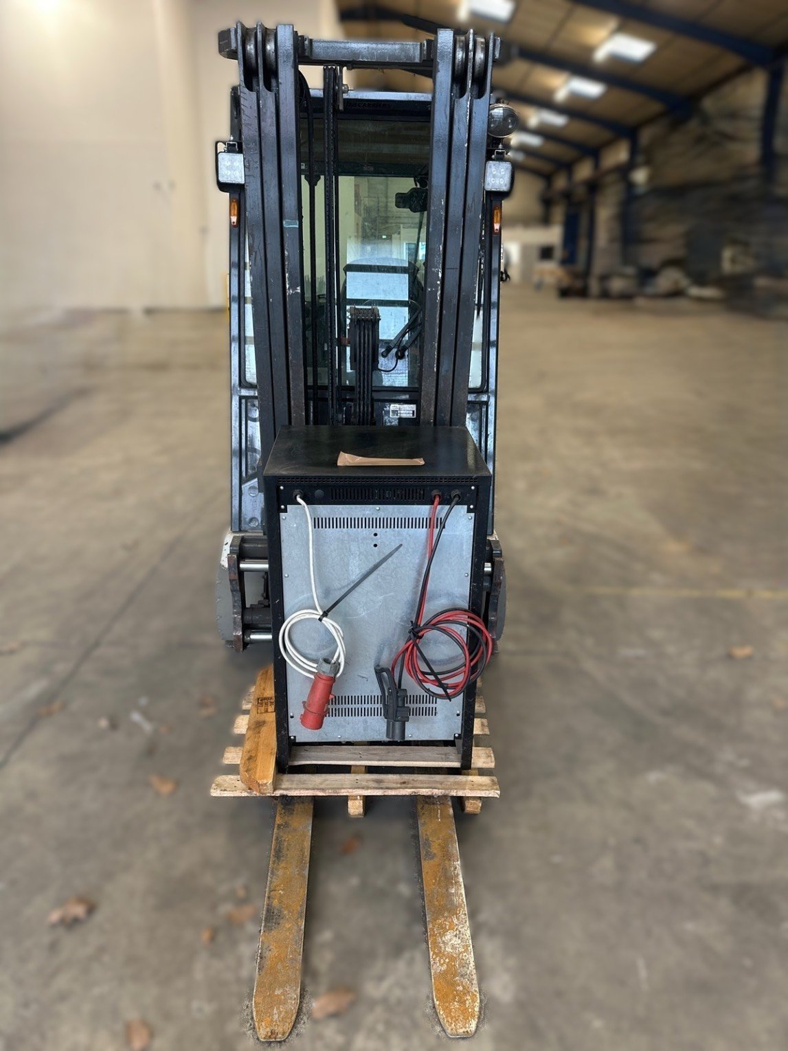 Chariot élévateur frontal UniCarriers TX4-18L