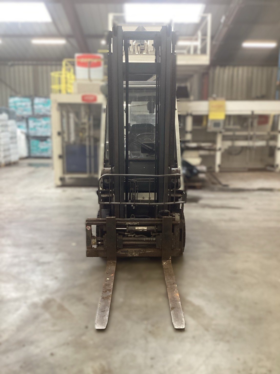 Chariot élévateur frontal UniCarriers DX18D