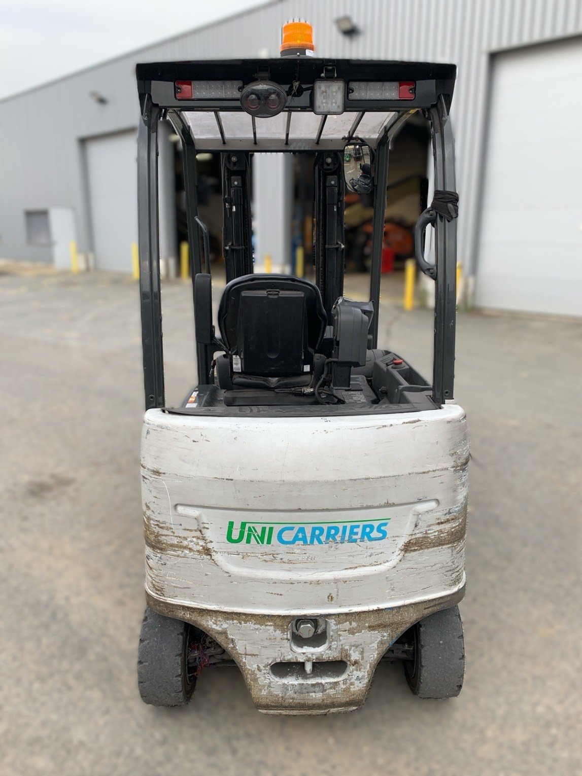 Chariot élévateur frontal UniCarriers TX4-20L