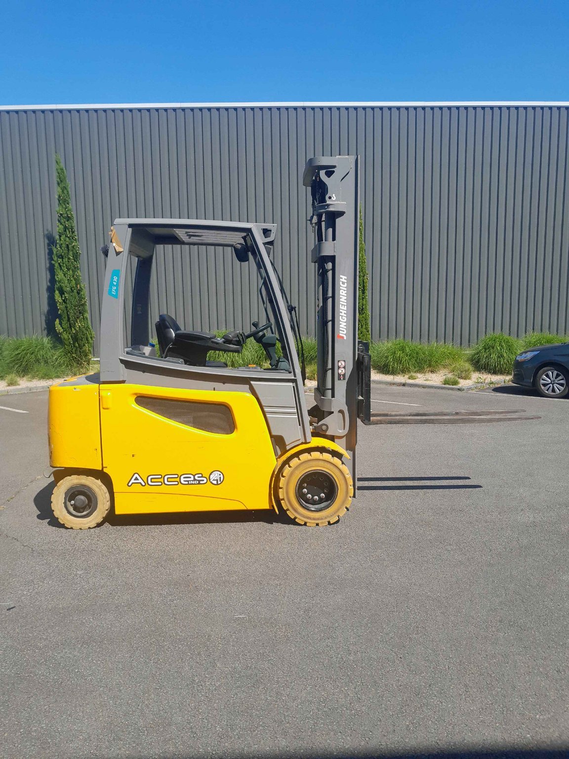 Chariot élévateur frontal - EFG430