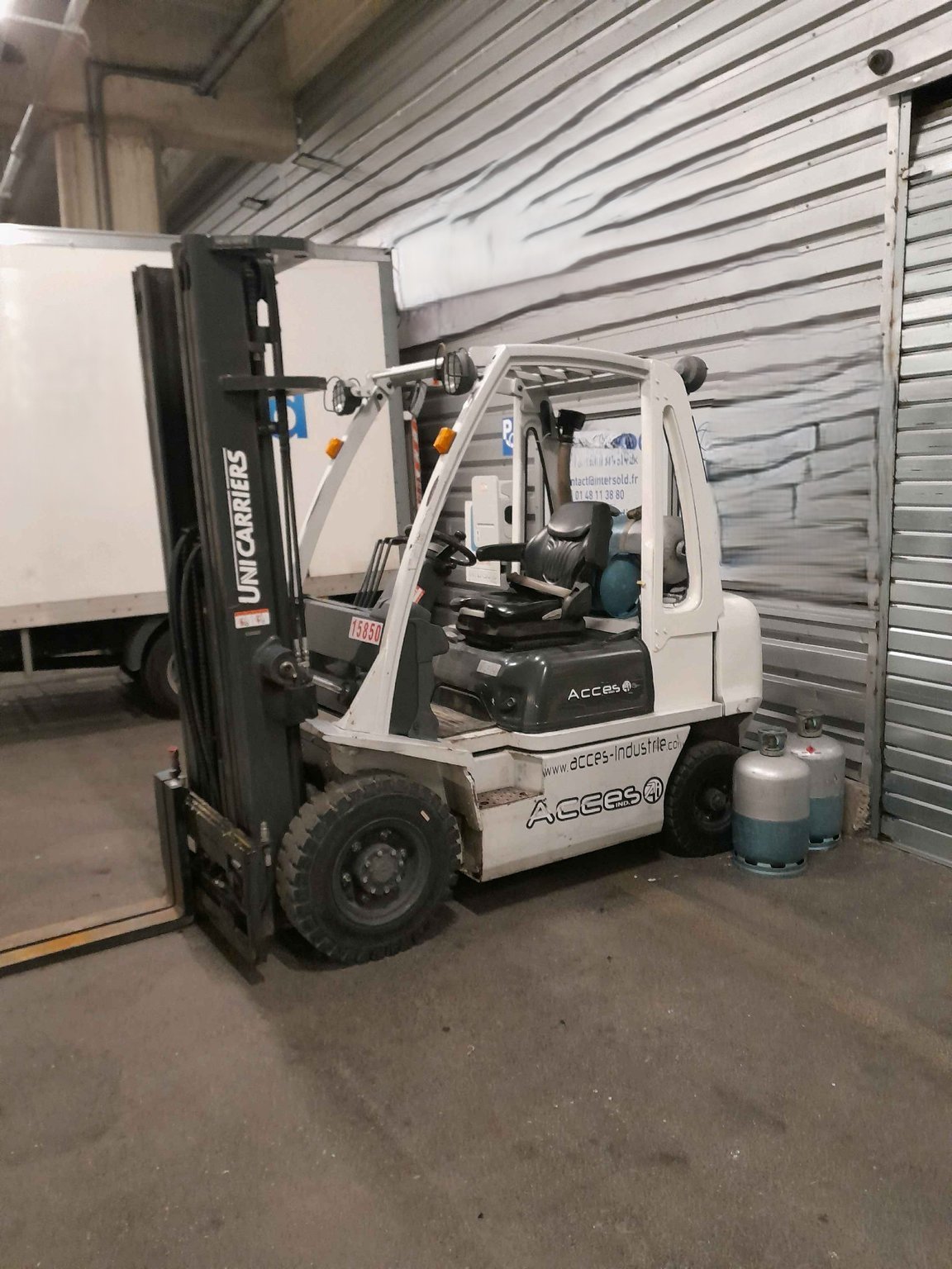 Chariot élévateur frontal Nissan U1D2A25LQ