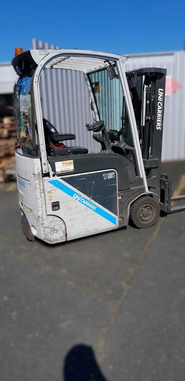 Chariot élévateur frontal UniCarriers TX3-15C