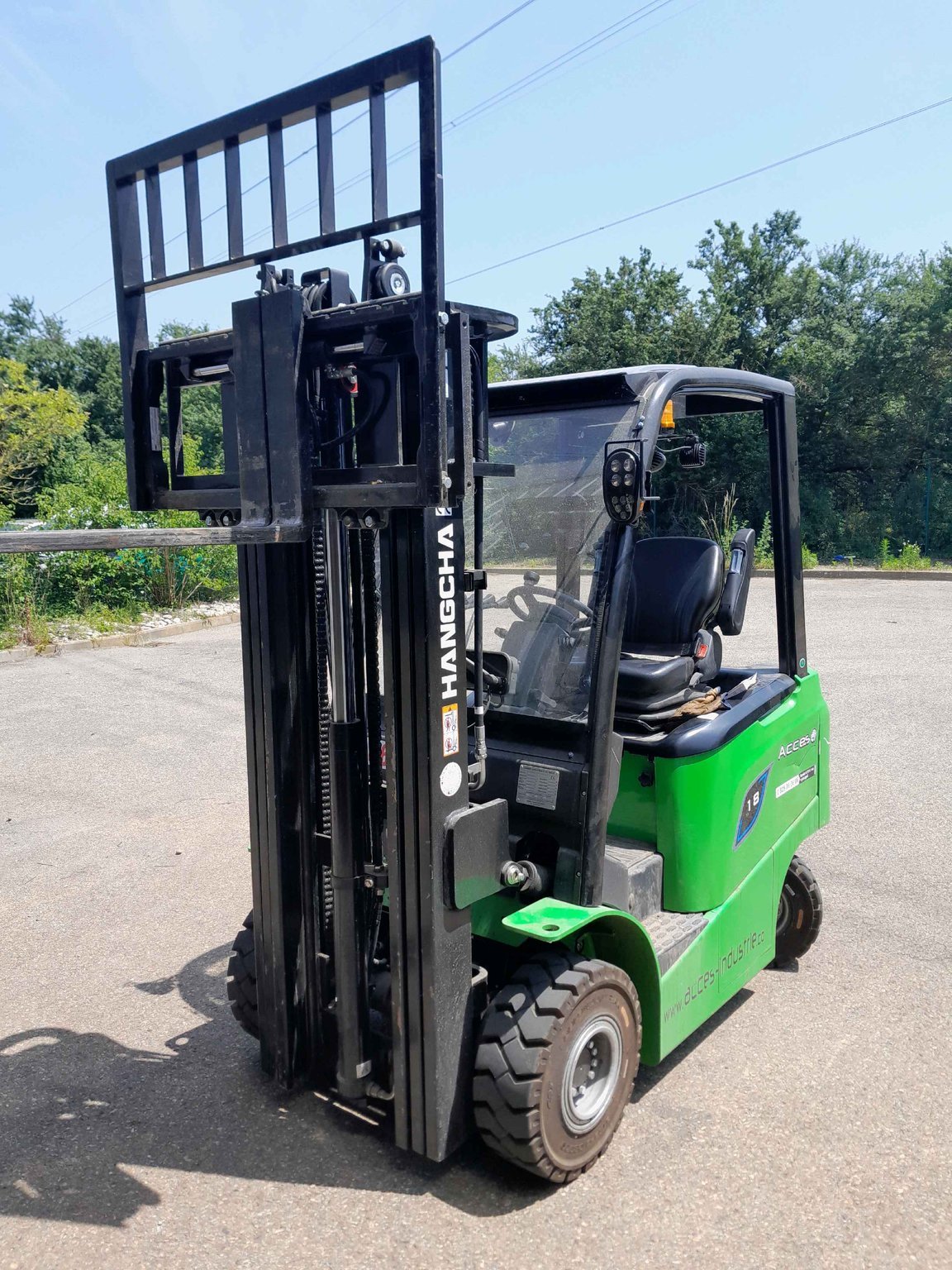 Chariot élévateur frontal Hangcha AE18-I