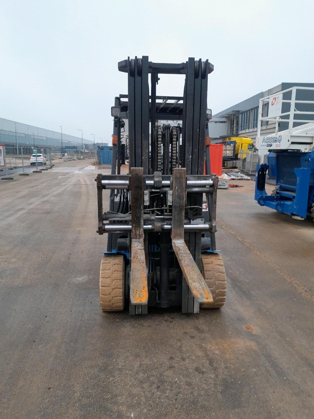 Chariot élévateur frontal UniCarriers QX2-30