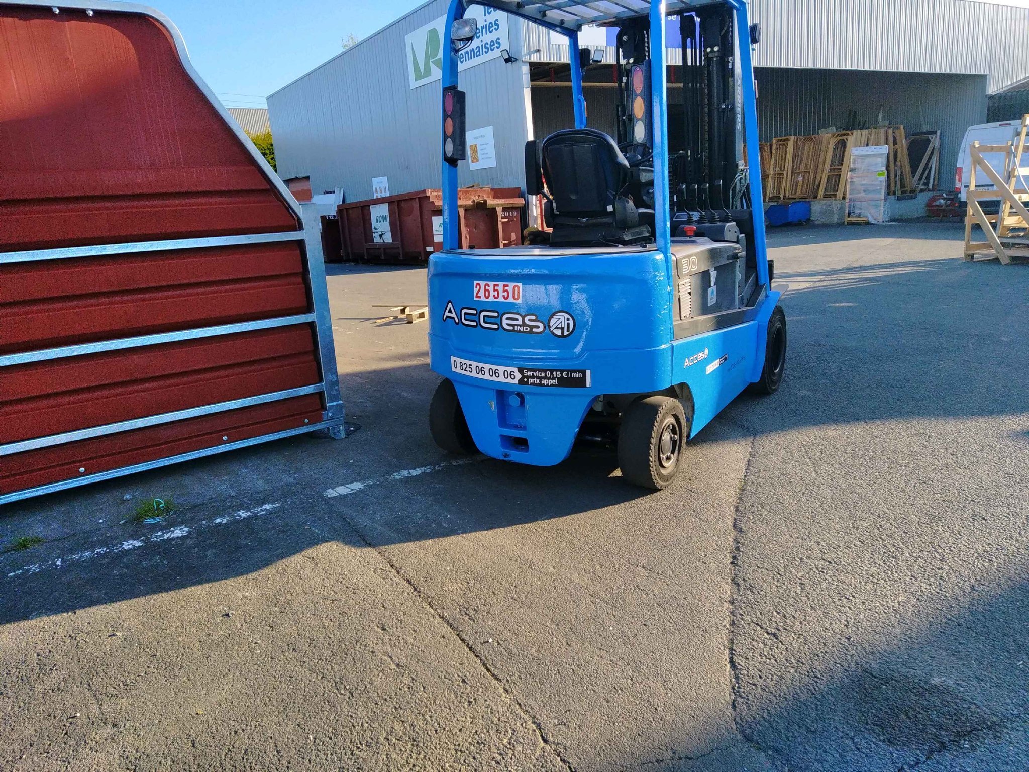 Chariot élévateur frontal - QX2-30H