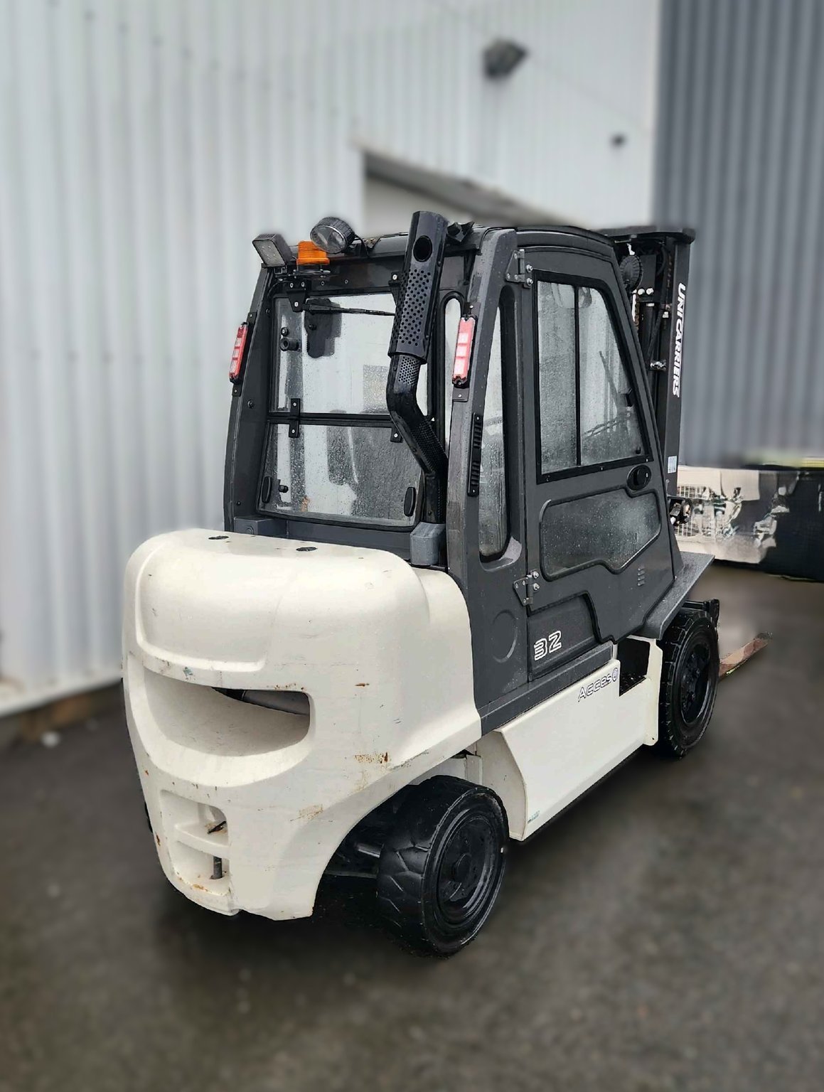 Chariot élévateur frontal - DX32D